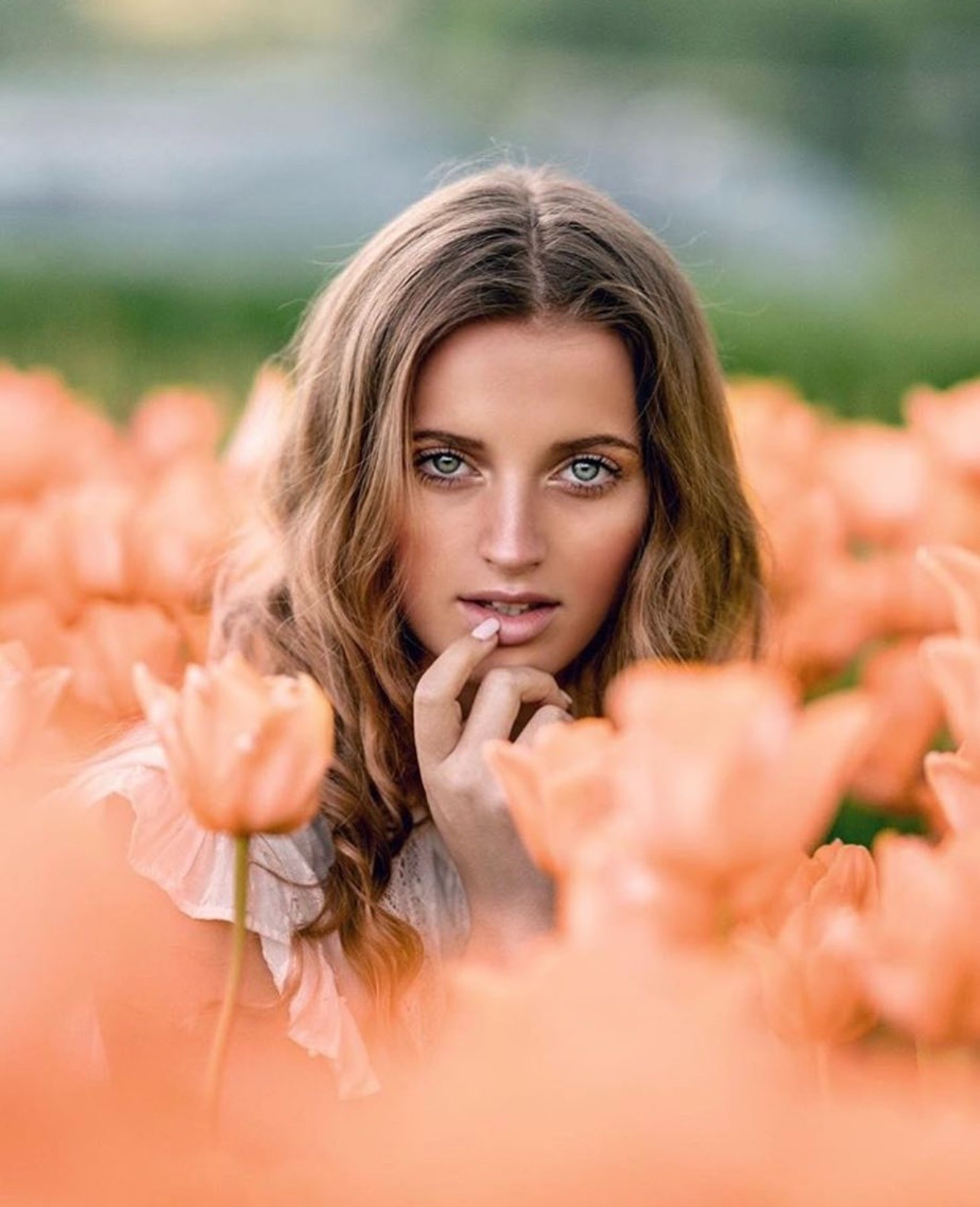 Stephanie — Model & Hostess in Paris photo 2