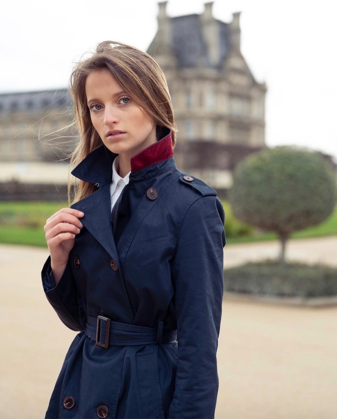 Stephanie — Model & Hostess in Paris photo 4