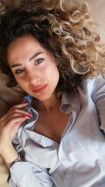 Alessandra — Model & Hostess in Roma photo 4