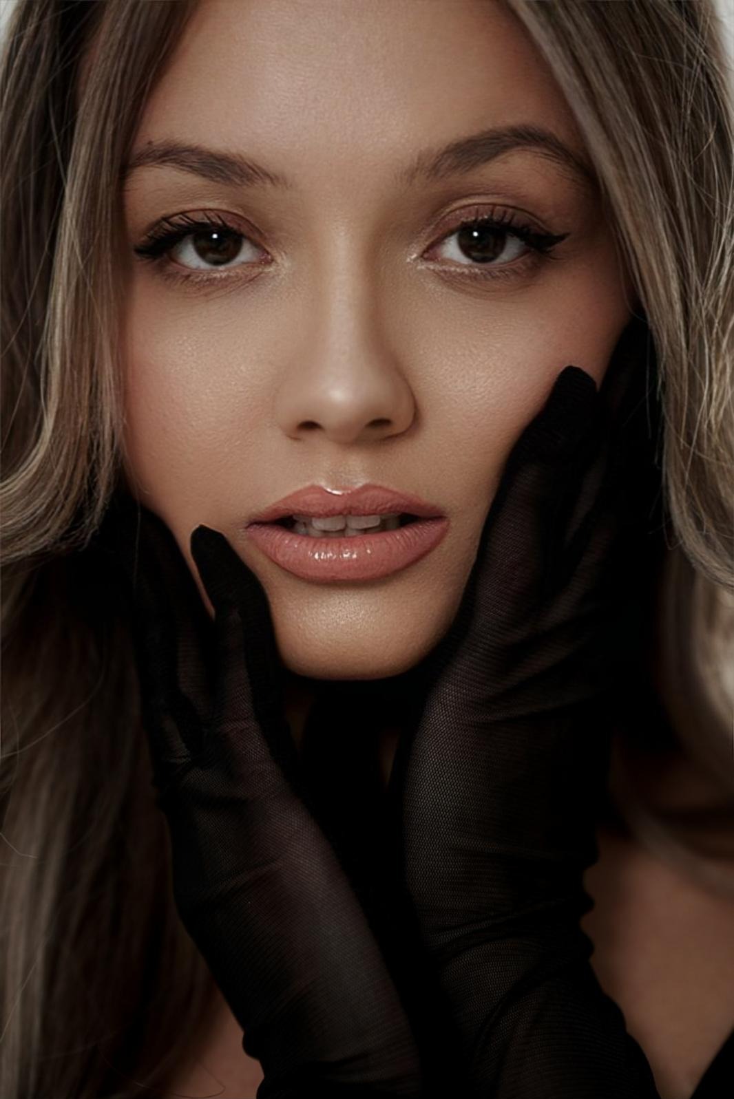 Liana — Model & Hostess in D&uuml;sseldorf photo 11