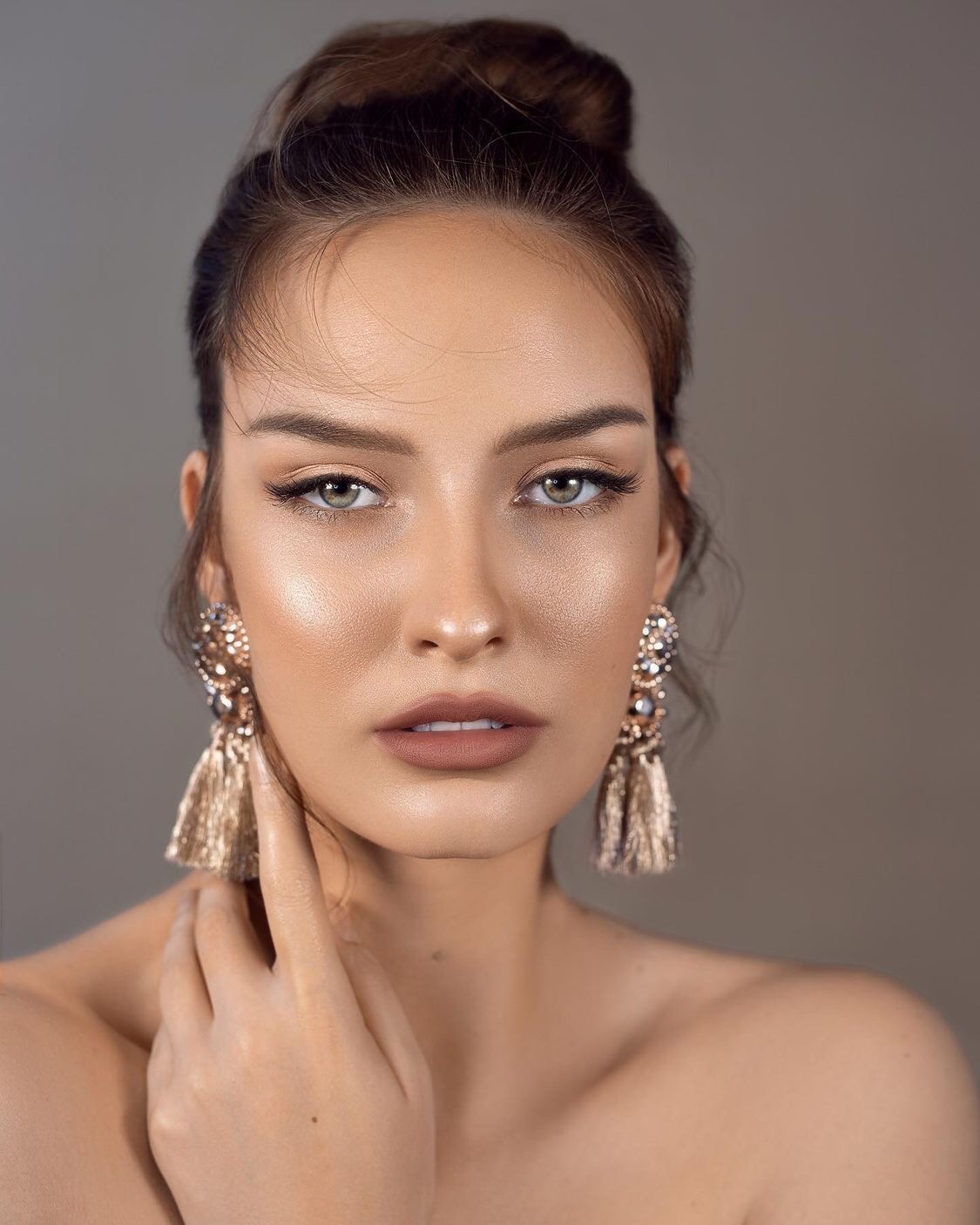 Julia — Model & Hostess in Her photo 23