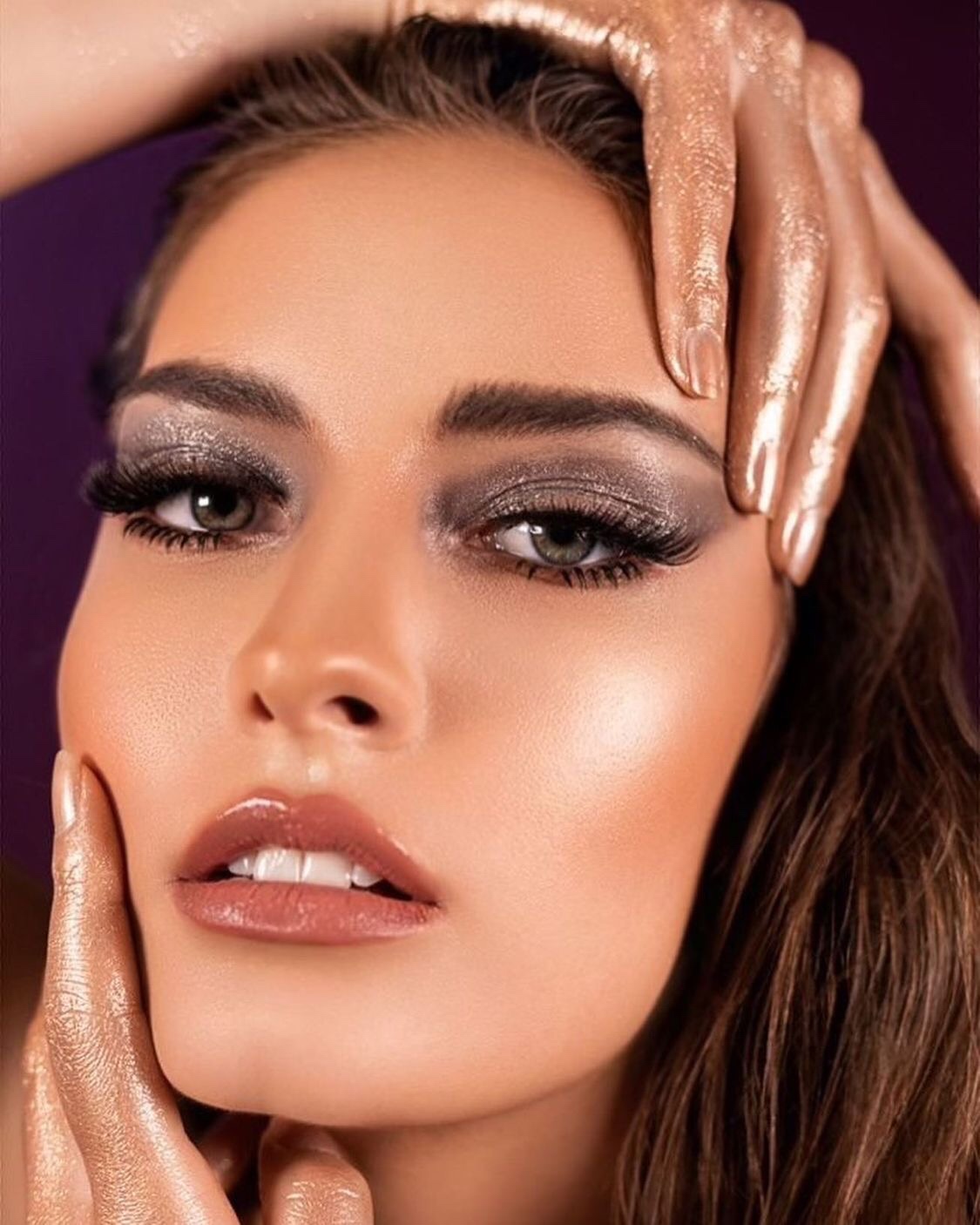 Julia — Model & Hostess in Her photo 25
