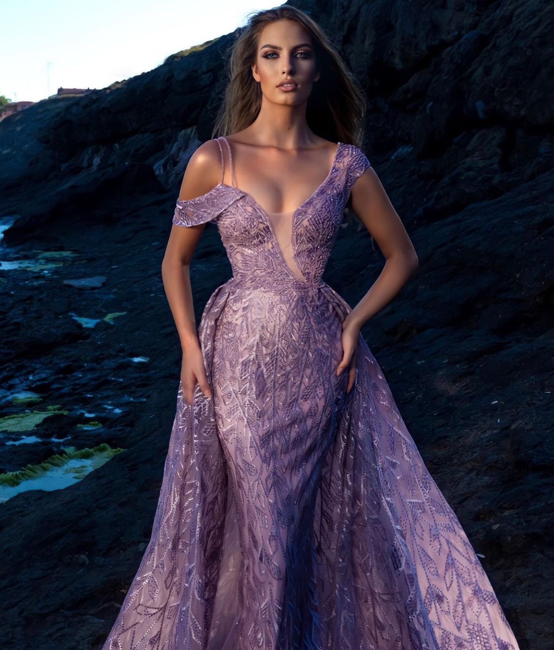 Julia — Model & Hostess in Her photo 41
