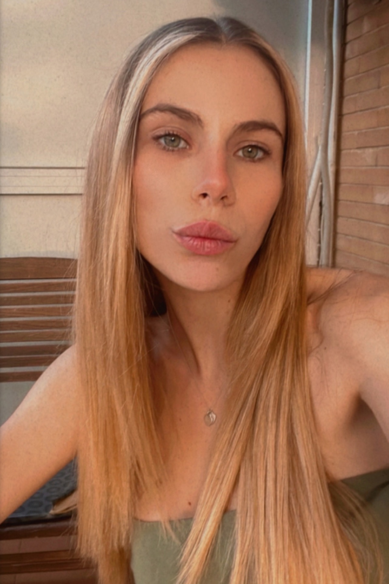 Michela — Model & Hostess in Roma photo 5