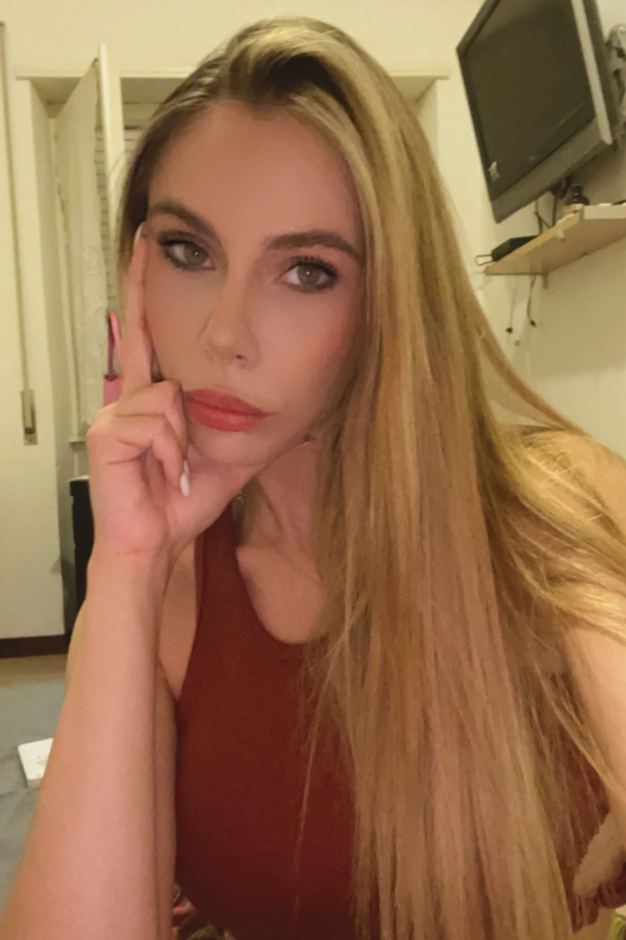 Michela — Model & Hostess in Roma photo 6