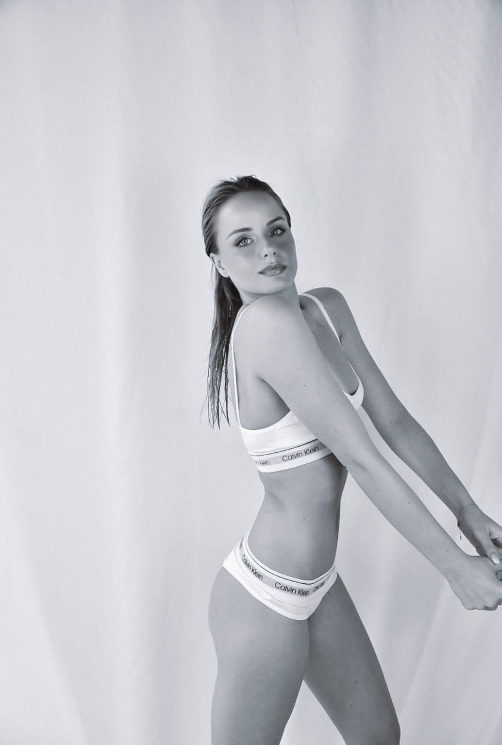 Alana — Model & Hostess in Dubai photo 16