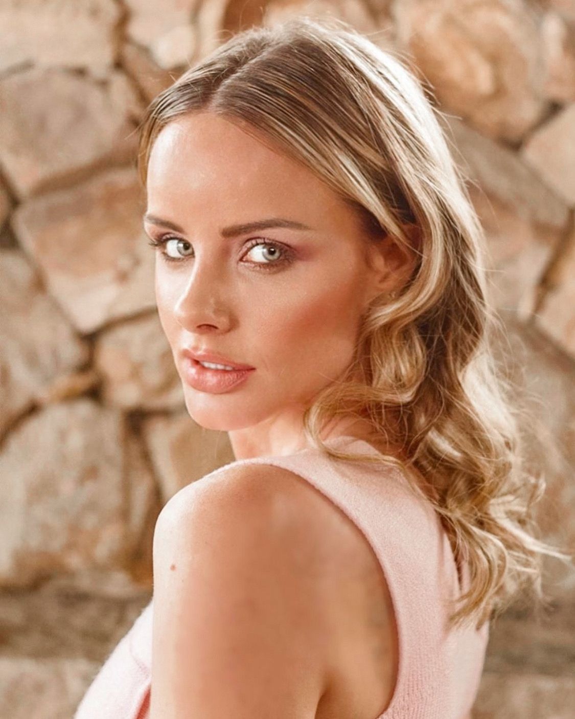 Alana — Model & Hostess in Dubai photo 7