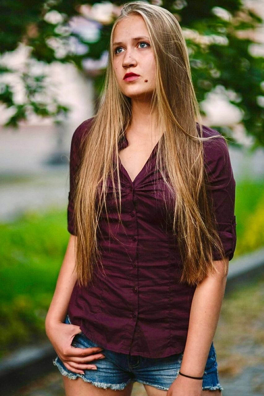Anastasiia — Model & Hostess in Hannover photo 3