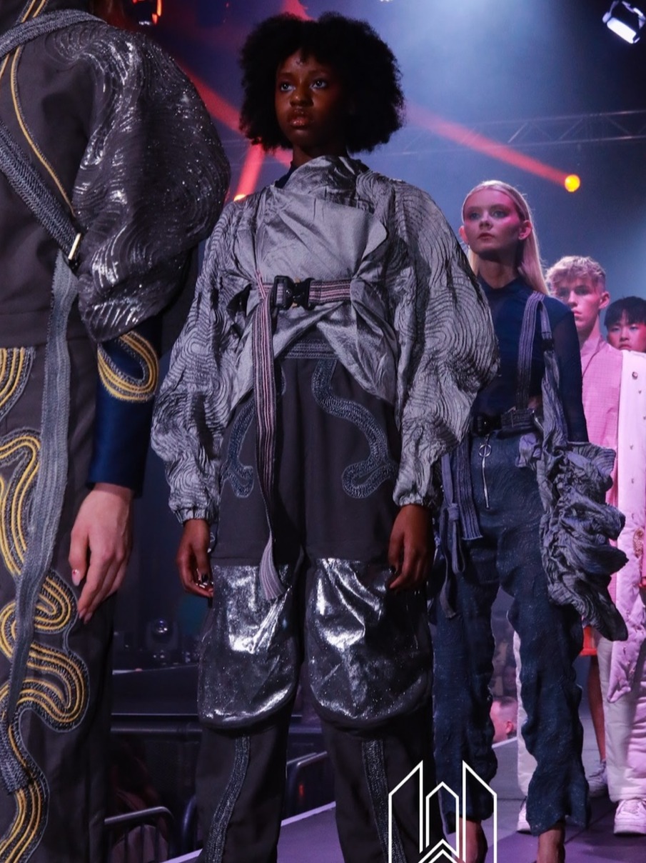 Mbundu — Model & Hostess in Greater London photo 4