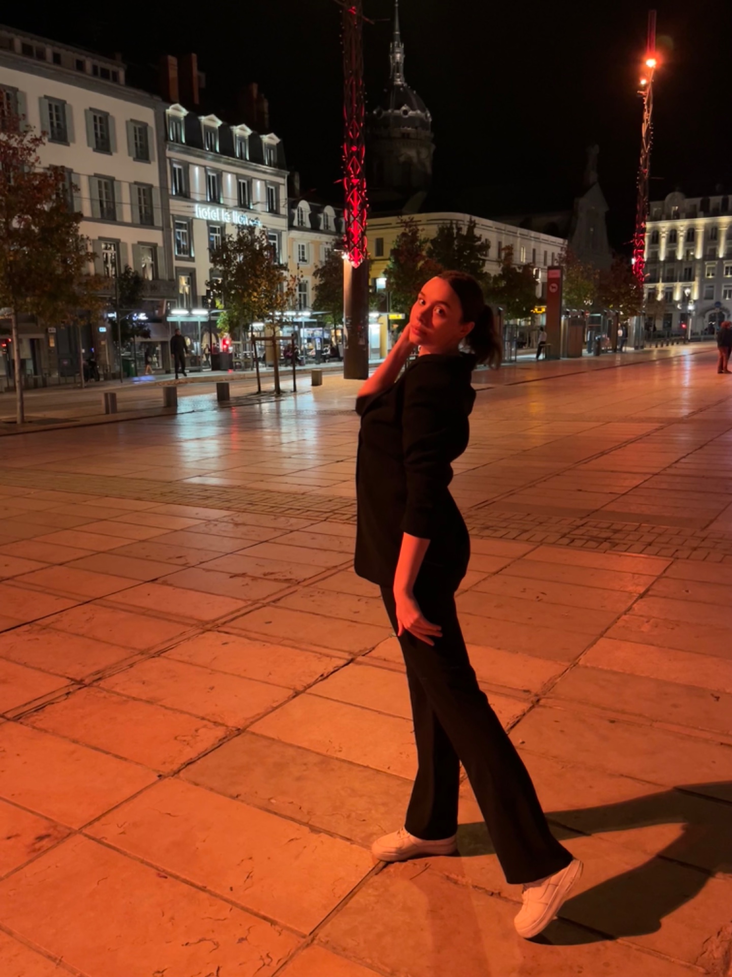 Żaneta — Model & Hostess in Paris photo 3