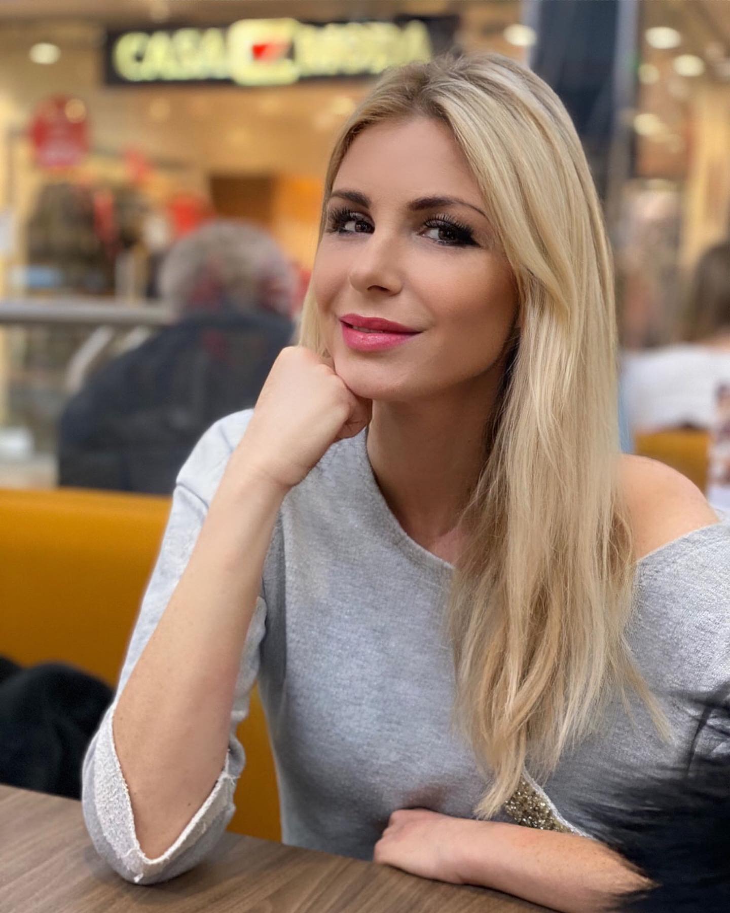 Marina — Model & Hostess in K&ouml;ln photo 6