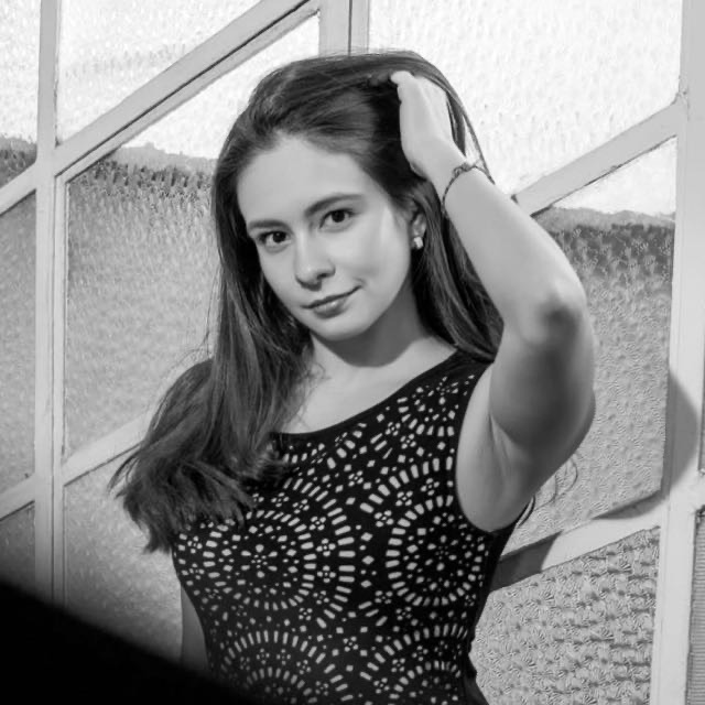 Regina — Model & Hostess in Madrid photo 7