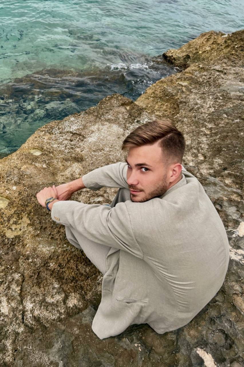 Aleksa — Model & Host in Offenbach Am Main photo 1