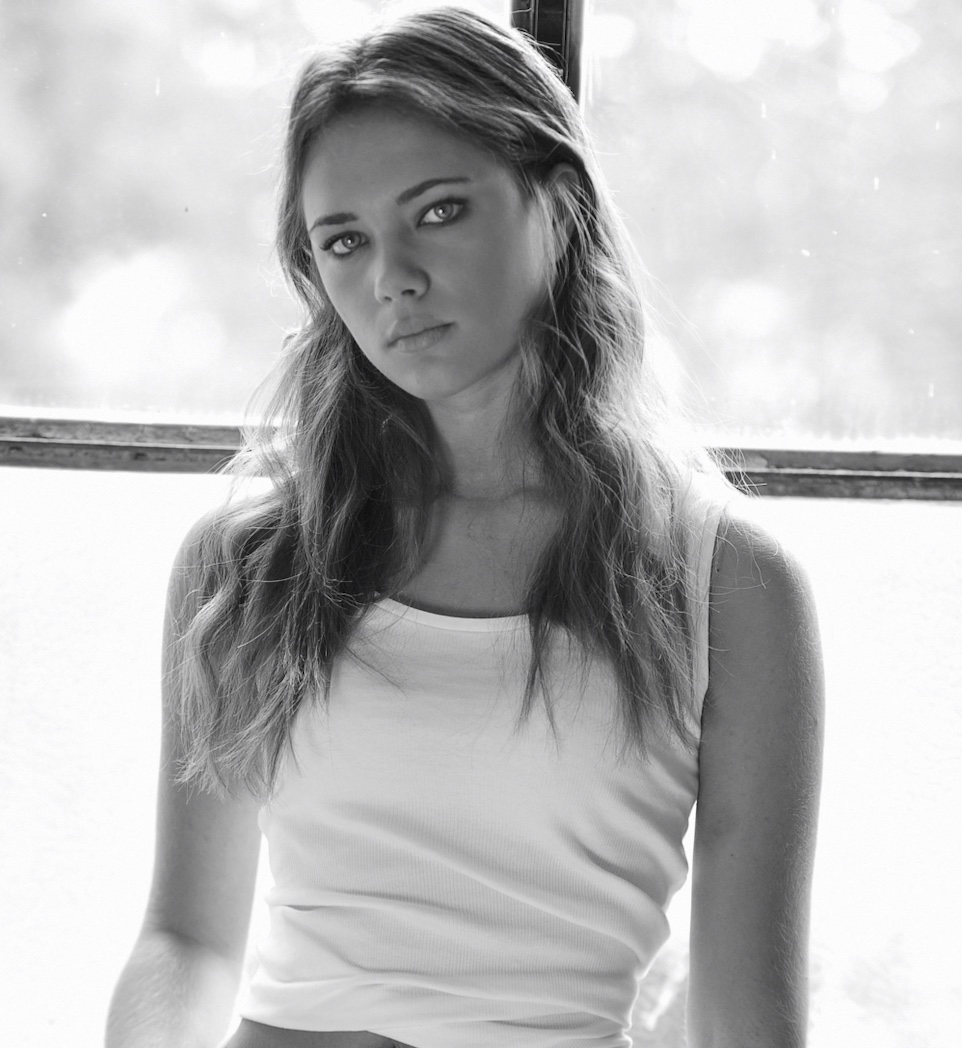 Allegra — Model & Hostess in Milan photo 2
