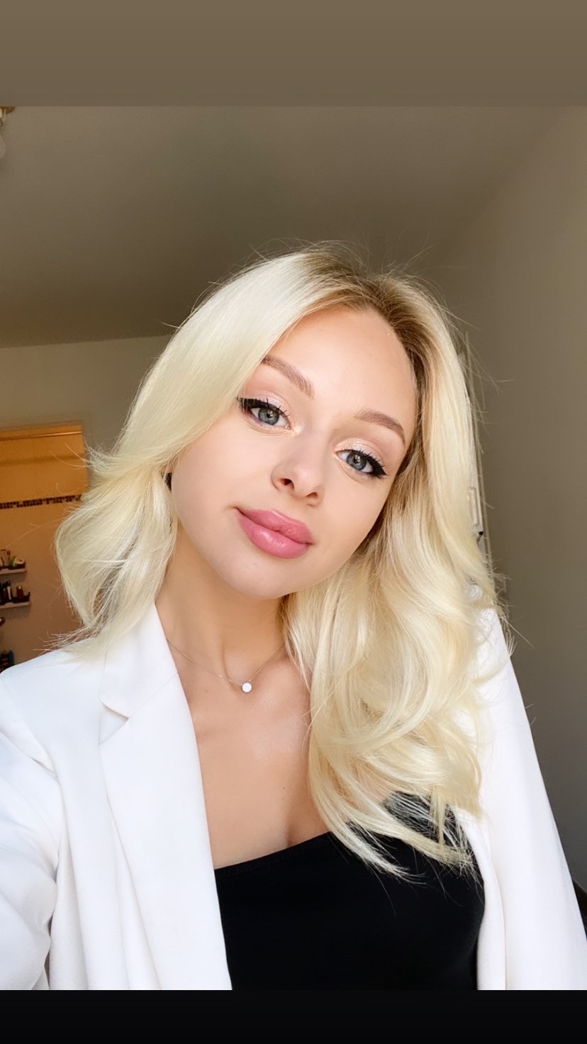 Roksolana — Model & Hostess in Париж photo 3