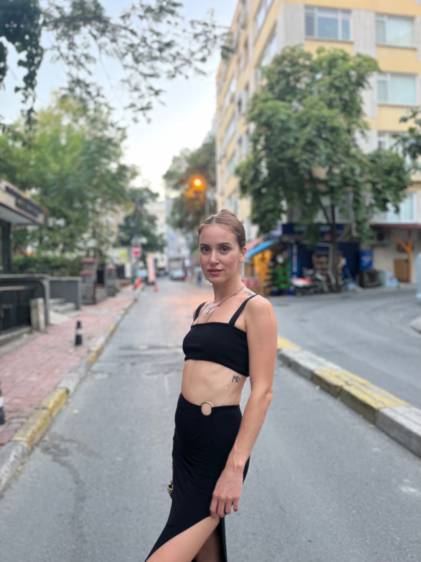 Melike — Model & Hostess in Lyon photo 4