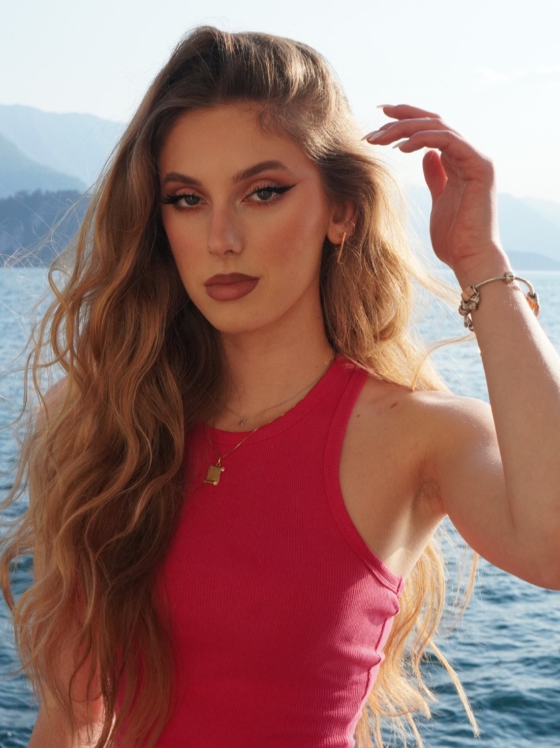 Victoria — Model & Hostess in Peschiera Borromeo photo 3