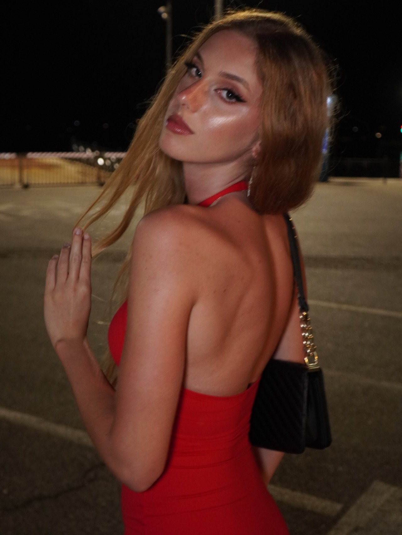Victoria — Model & Hostess in Peschiera Borromeo photo 9