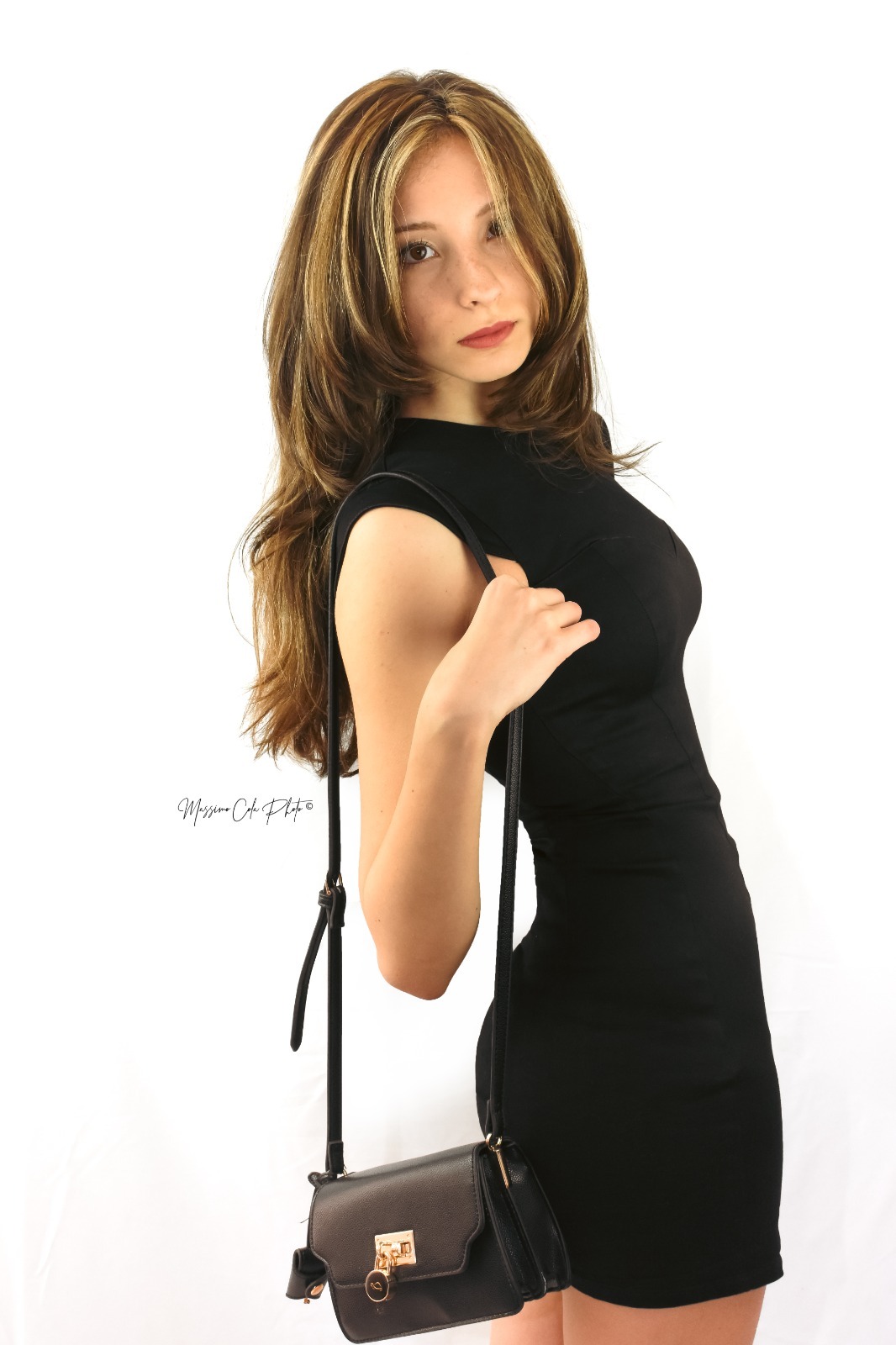 Camilla — Model & Hostess in Villa Cortese photo 1