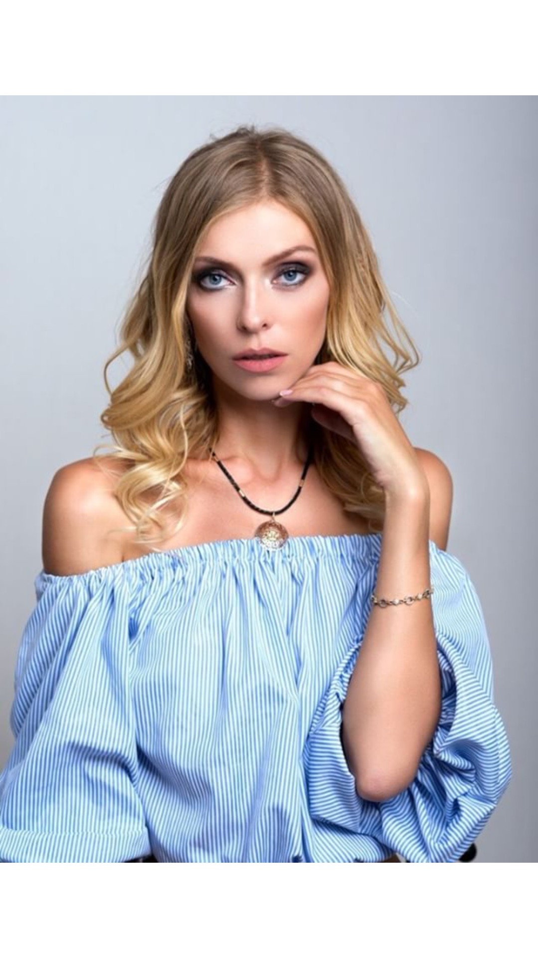 Hanna — Model & Hostess in Paris photo 6