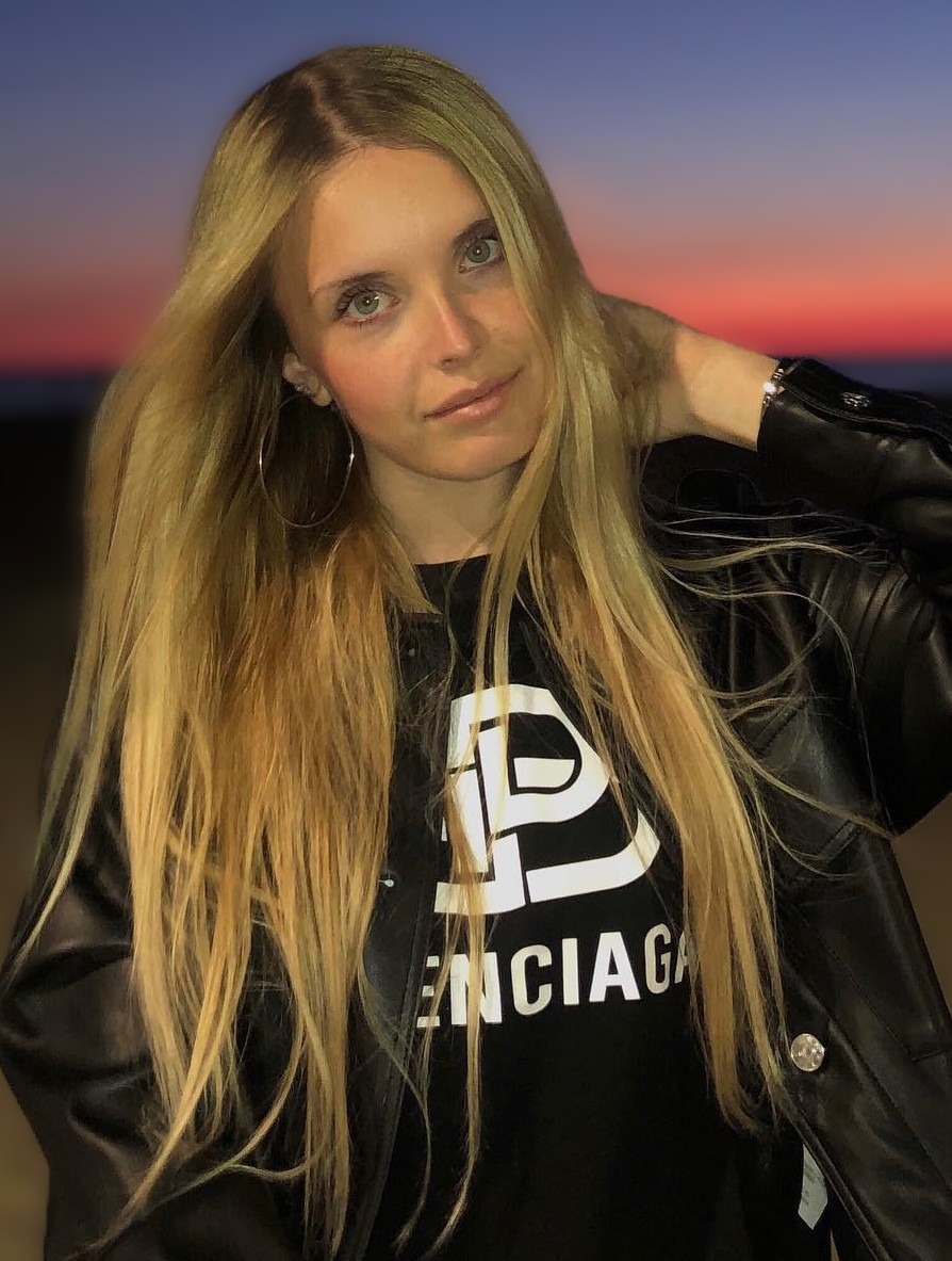Julia — Model & Hostess in Düsseldorf photo 5