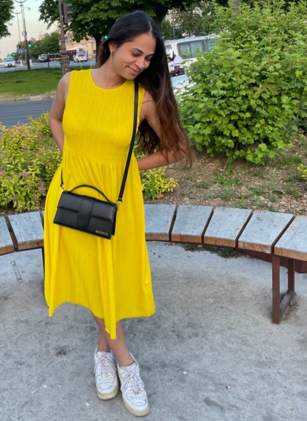 Shania — Model & Hostess in Paris photo 1