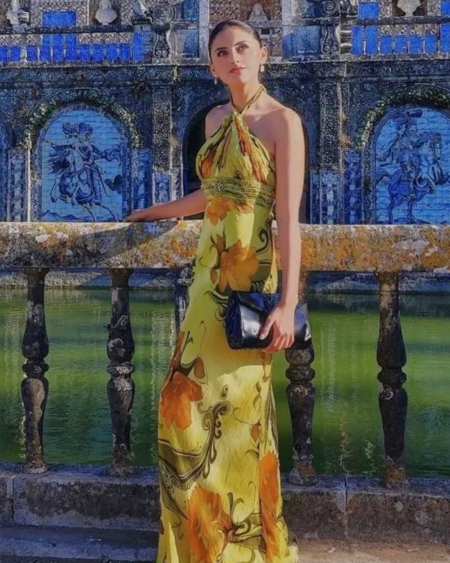 Lineth — Model & Hostess in Paris photo 7