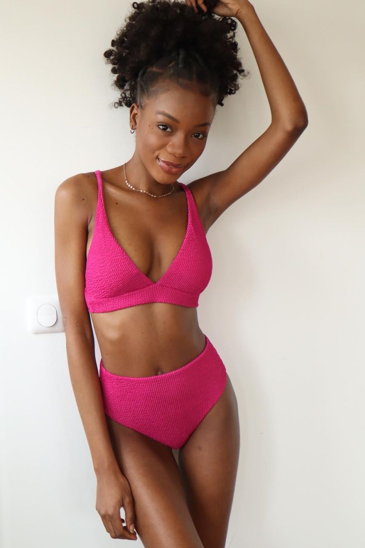 Mariam — Model & Hostess in Limeil-br&eacute;vannes photo 16