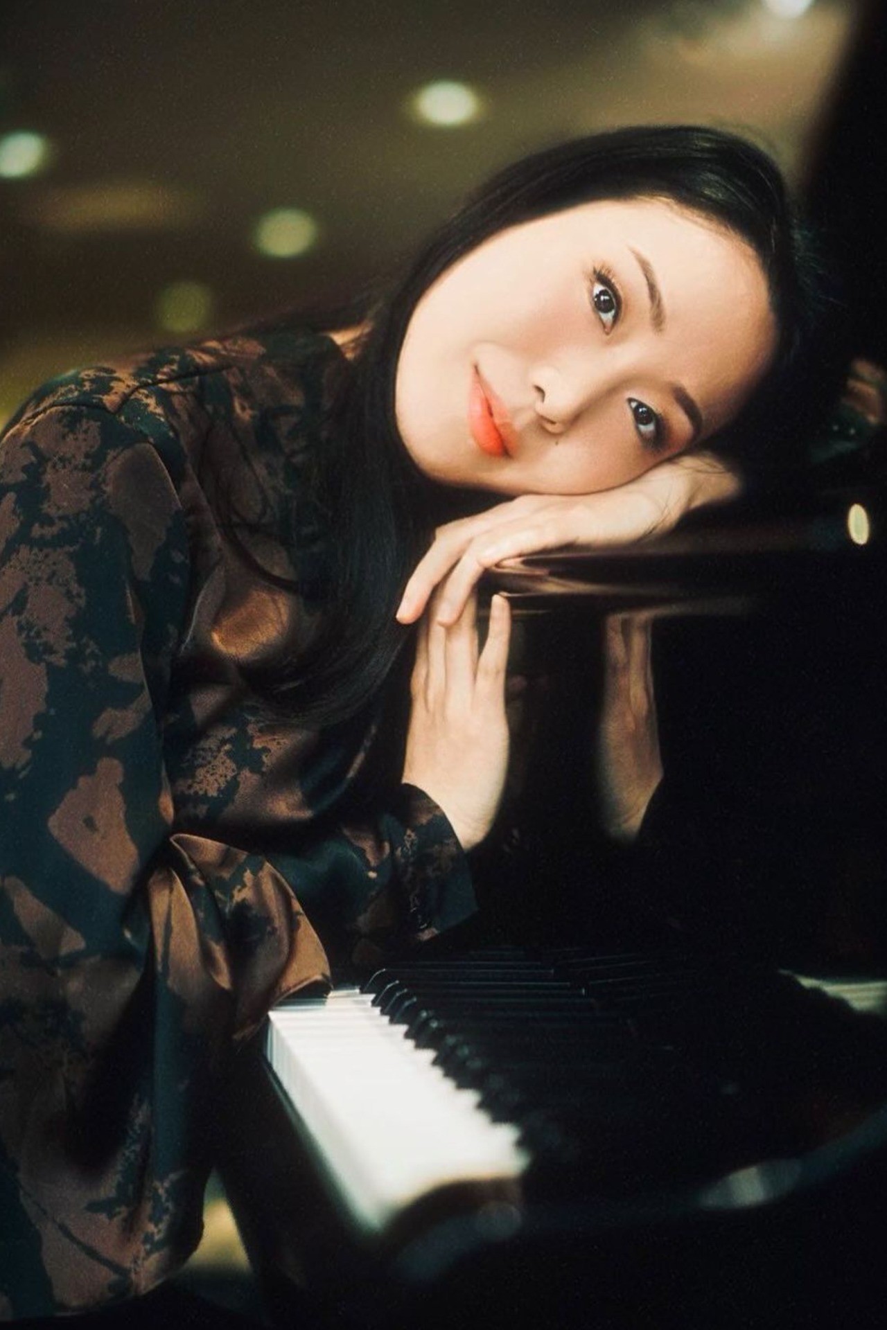 Rieko — Model & Hostess in Paris photo 3