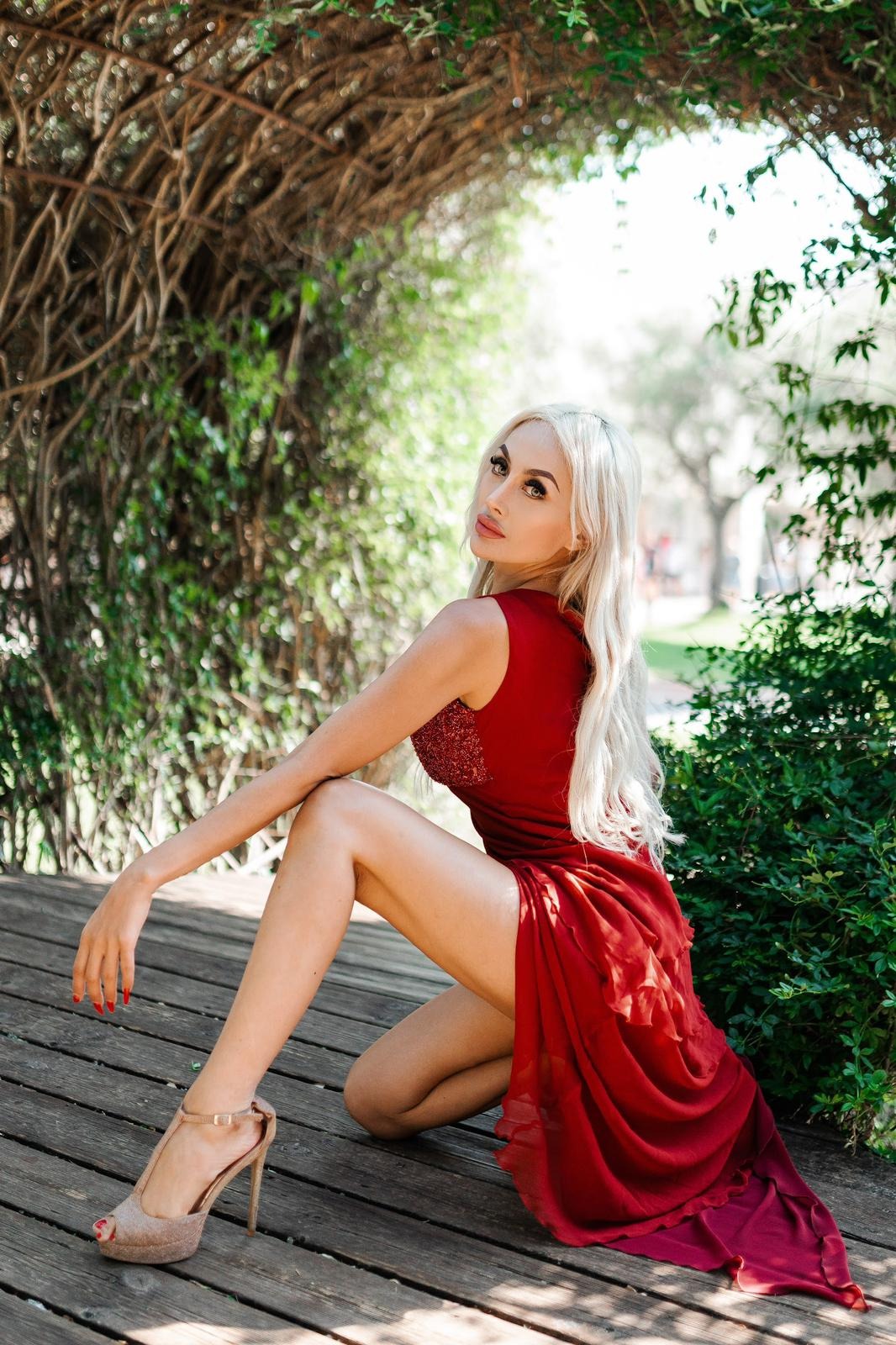 Mirka — Model & Hostess in Milan photo 14