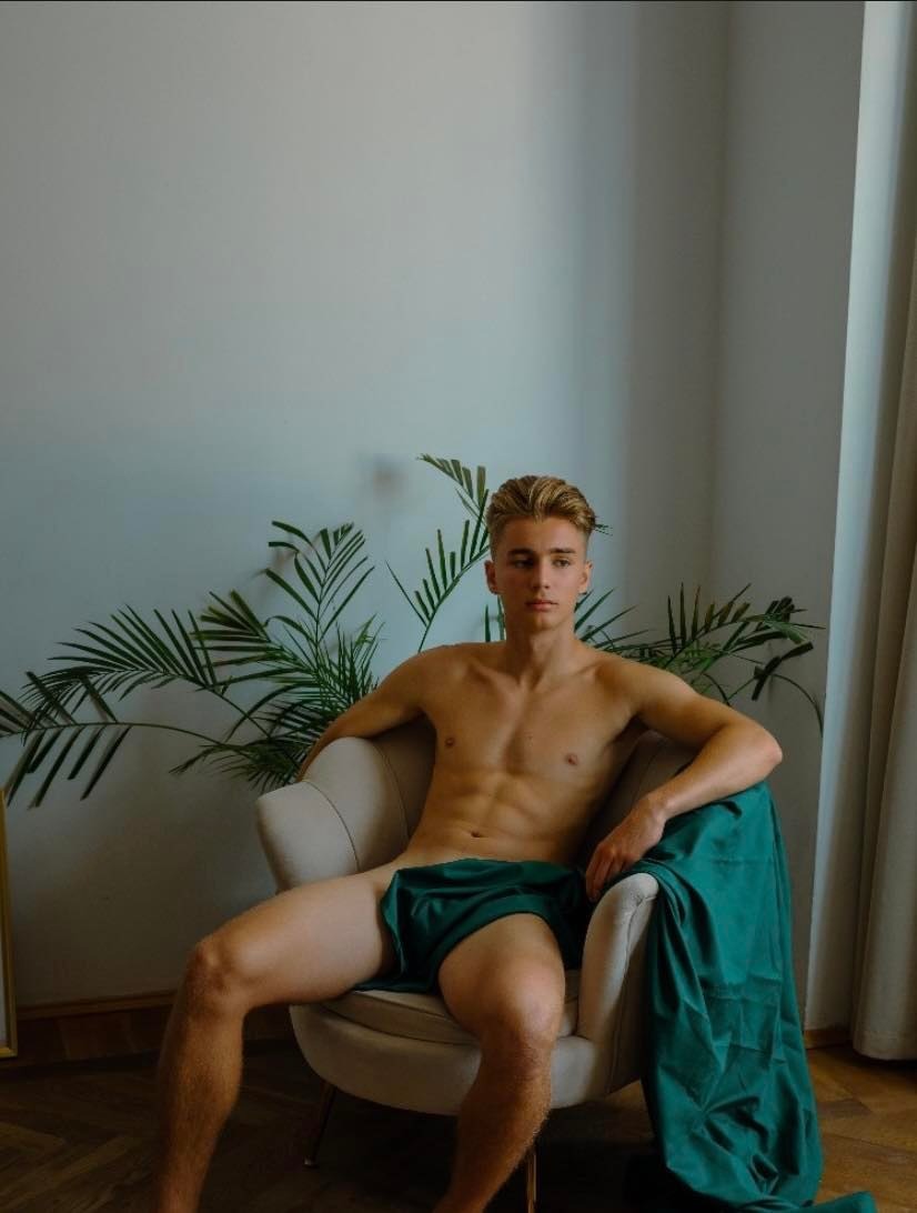 Adam — Model & Host in Gdańsk photo 3