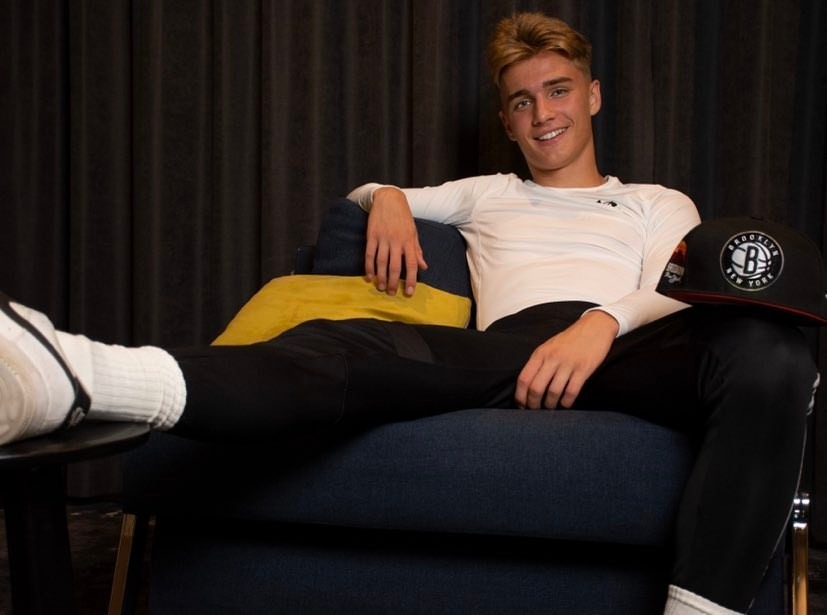Adam — Model & Host in Gdańsk photo 5