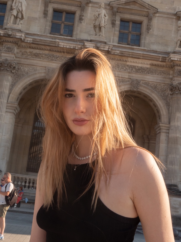 Sofia Nicole — Model & Hostess in Paris photo 21