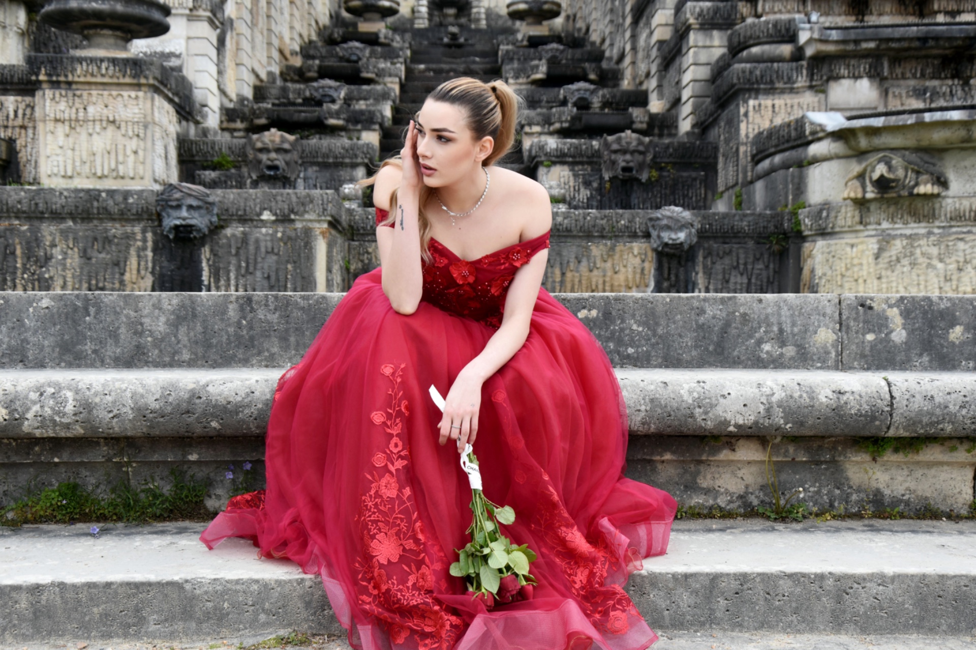 Sofia Nicole — Model & Hostess in Paris photo 28