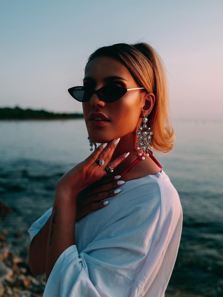 Fairuz — Model & Hostess in M&uuml;nchen photo 4