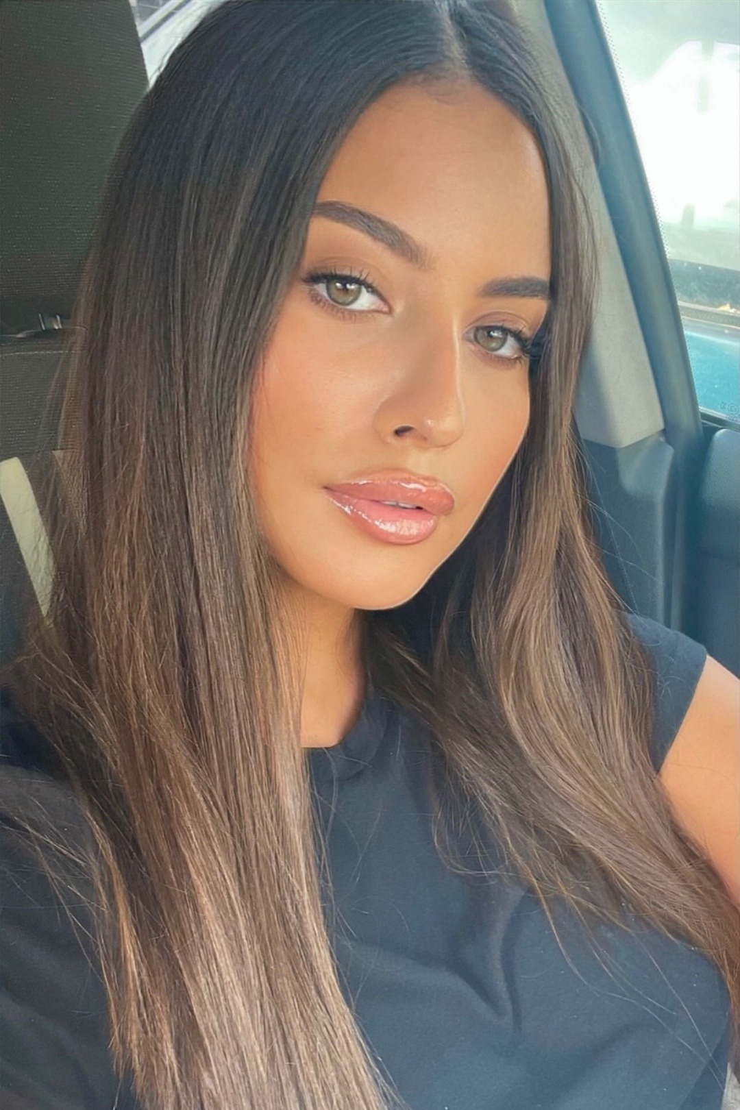 Rita-lina — Model & Hostess in Paris photo 1