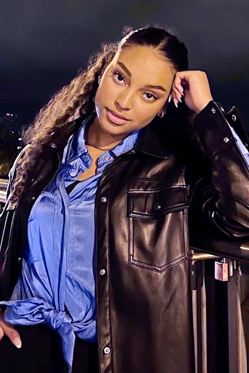 Vivian — Model & Hostess in Frankfurt Am Main photo 2