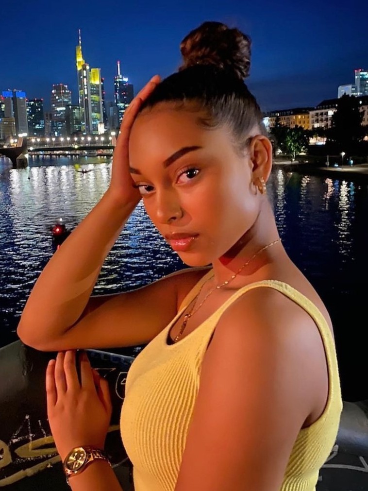 Vivian — Model & Hostess in Frankfurt Am Main photo 5