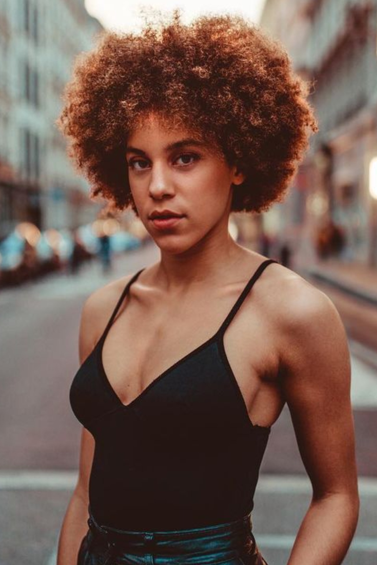 Solene — Model & Hostess in Angoul&ecirc;me photo 3