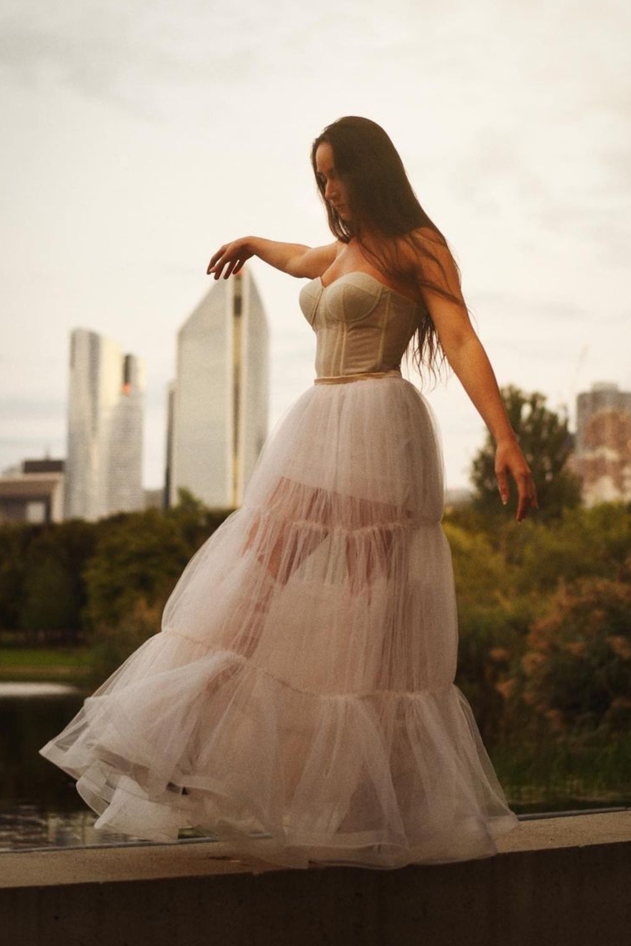 Lo&iuml;cia — Model & Hostess in Neuilly-sur-marne photo 12