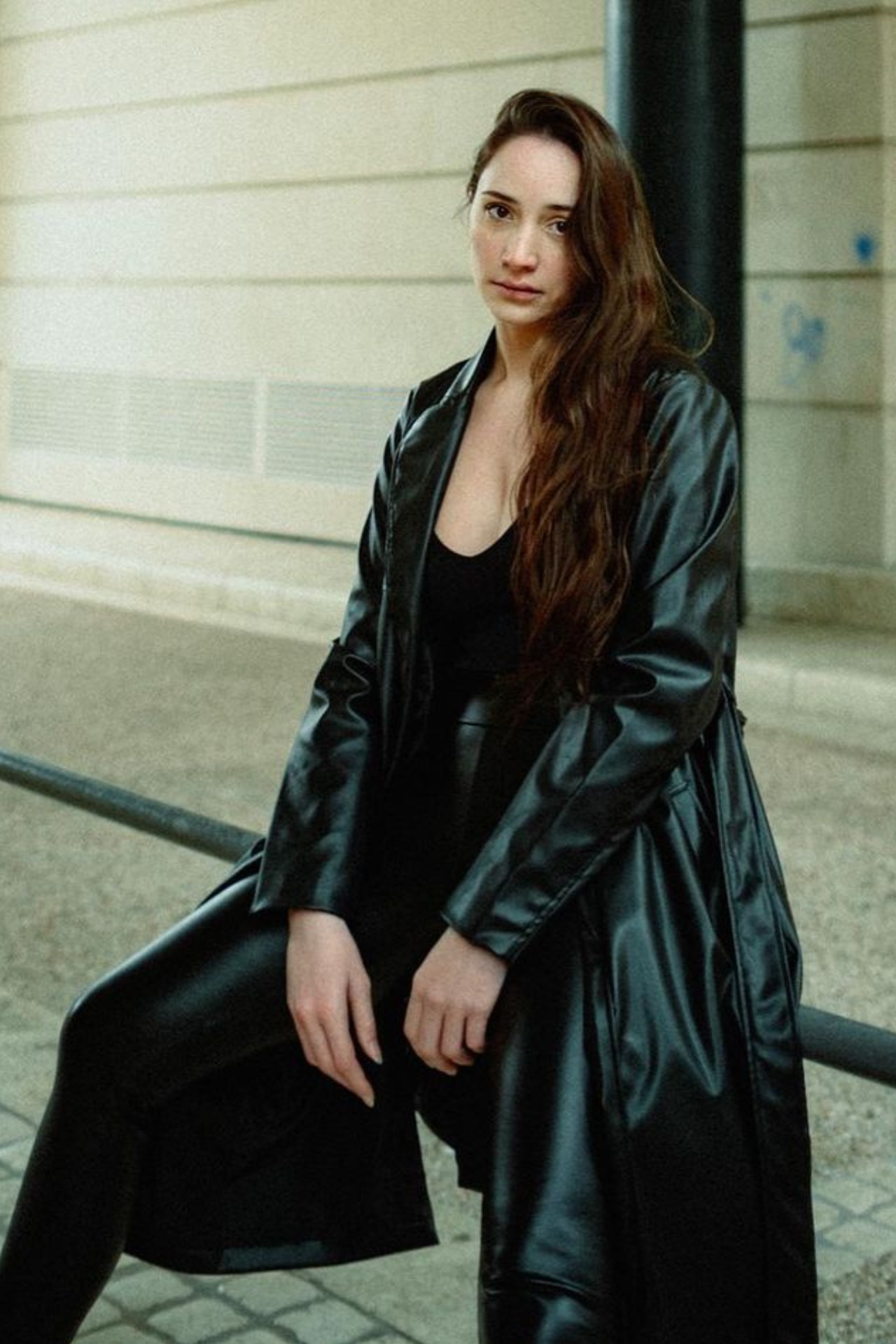 Lo&iuml;cia — Model & Hostess in Neuilly-sur-marne photo 17