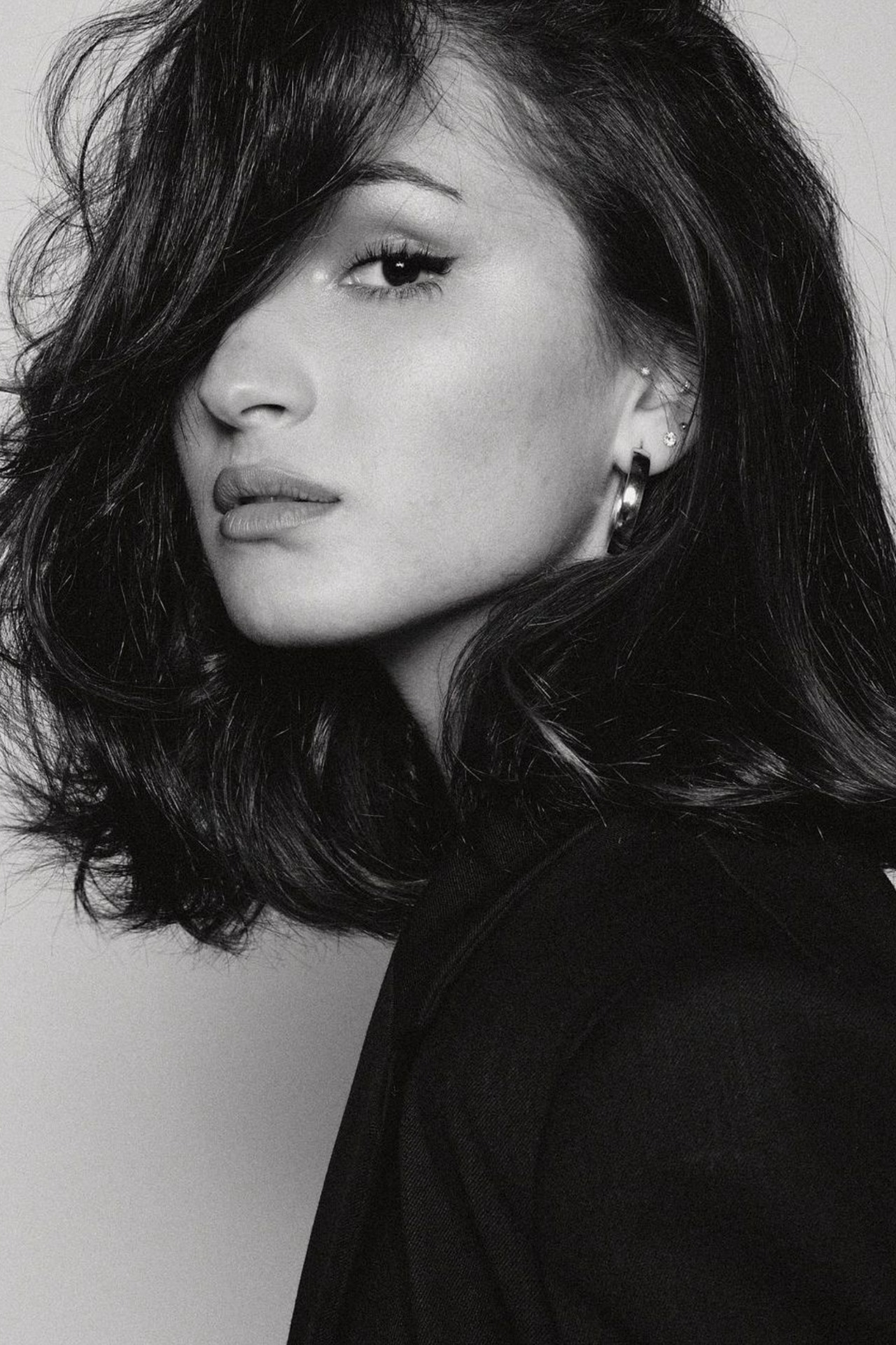 No&eacute;mie — Model & Hostess in Mumbai photo 32