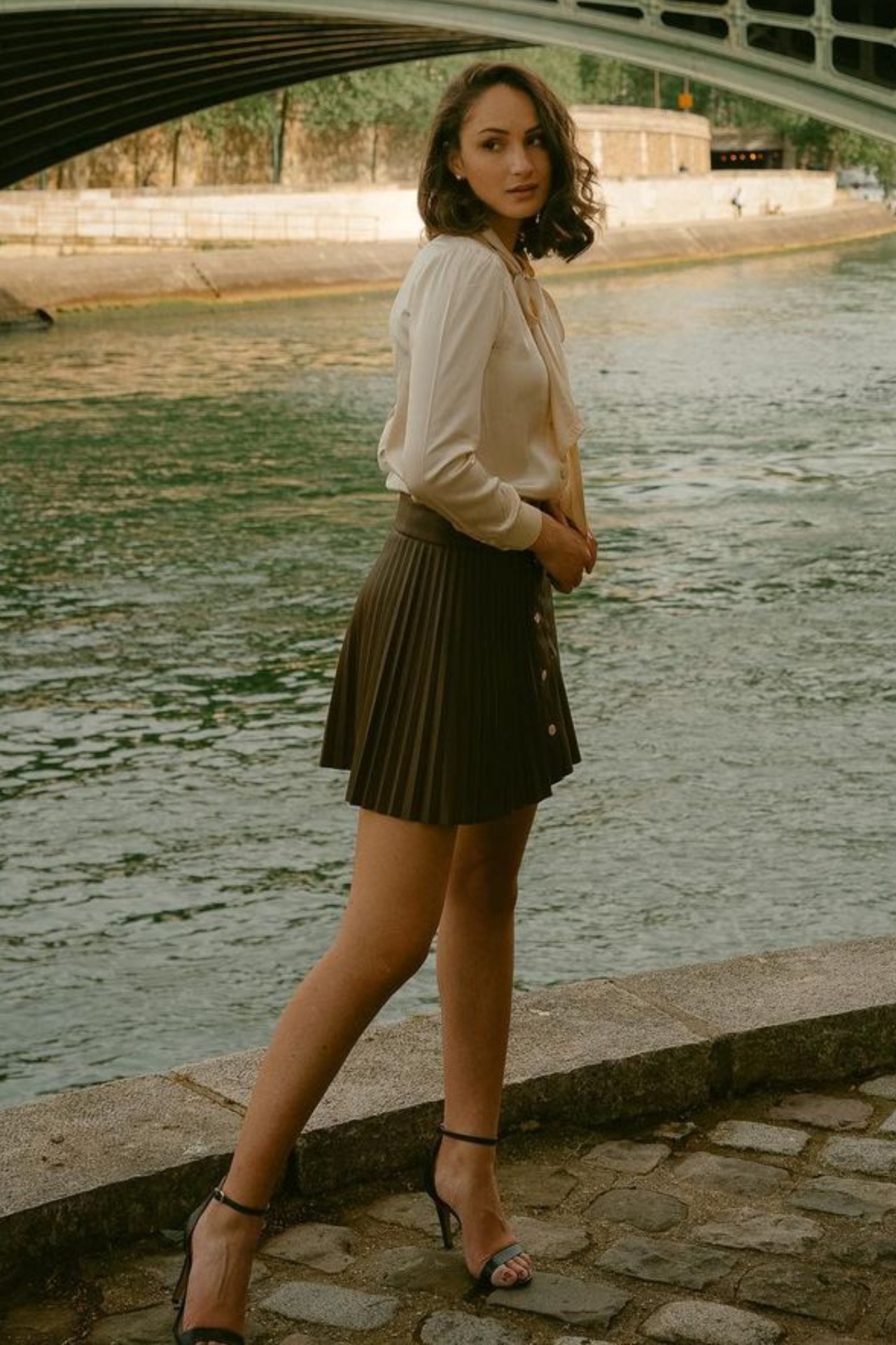 No&eacute;mie — Model & Hostess in Mumbai photo 6