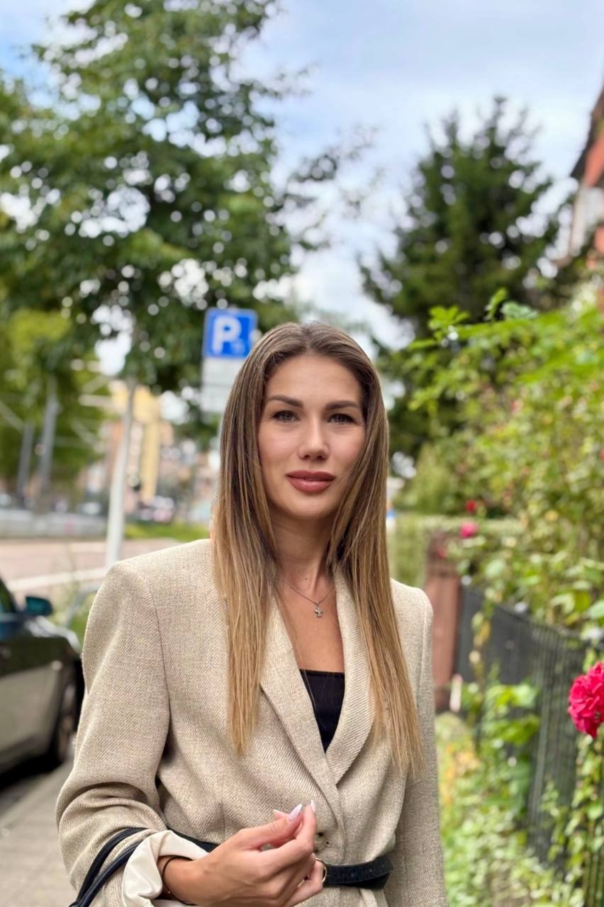 Olivia — Model & Hostess in &Uuml;hlingen-birkendorf photo 6