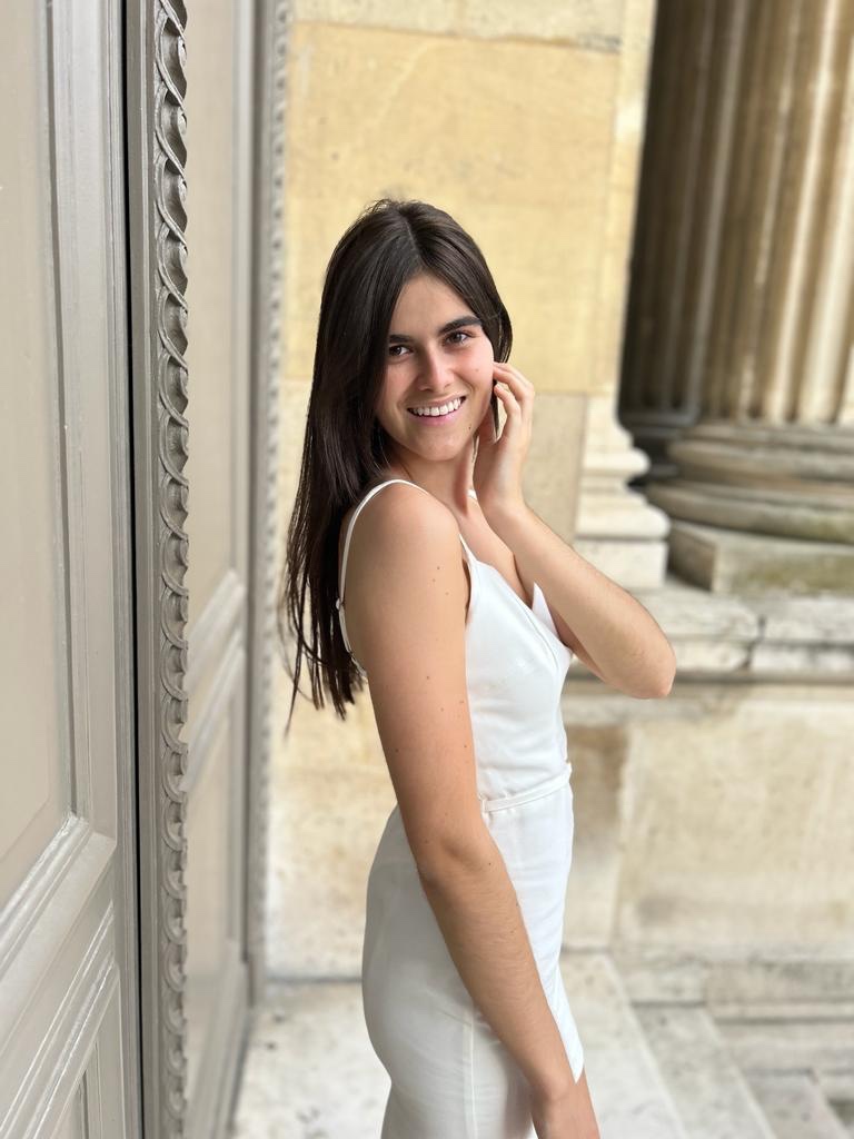 Mareva — Model & Hostess in Paris photo 2