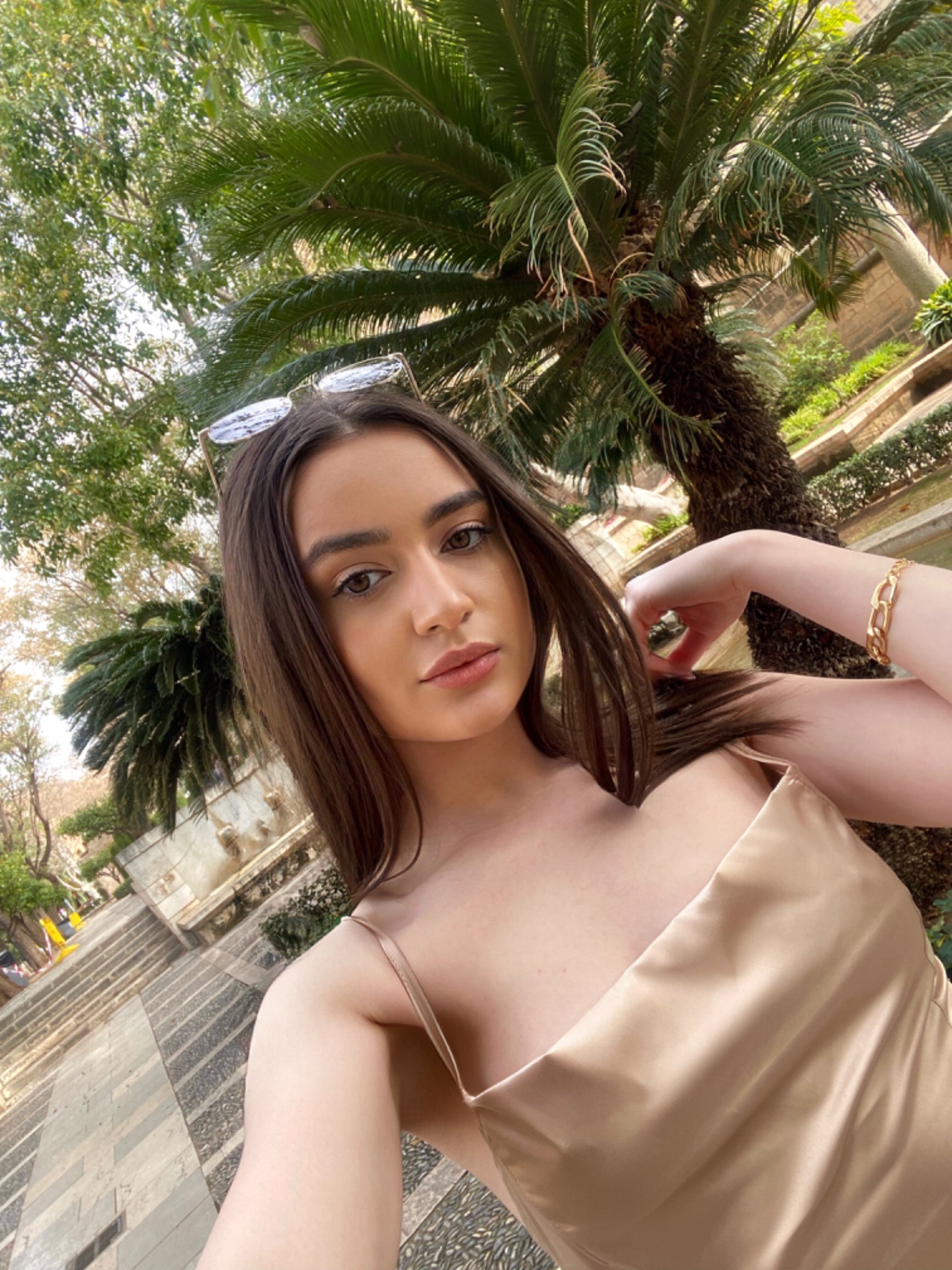 Corina — Model & Hostess in Greater London photo 1