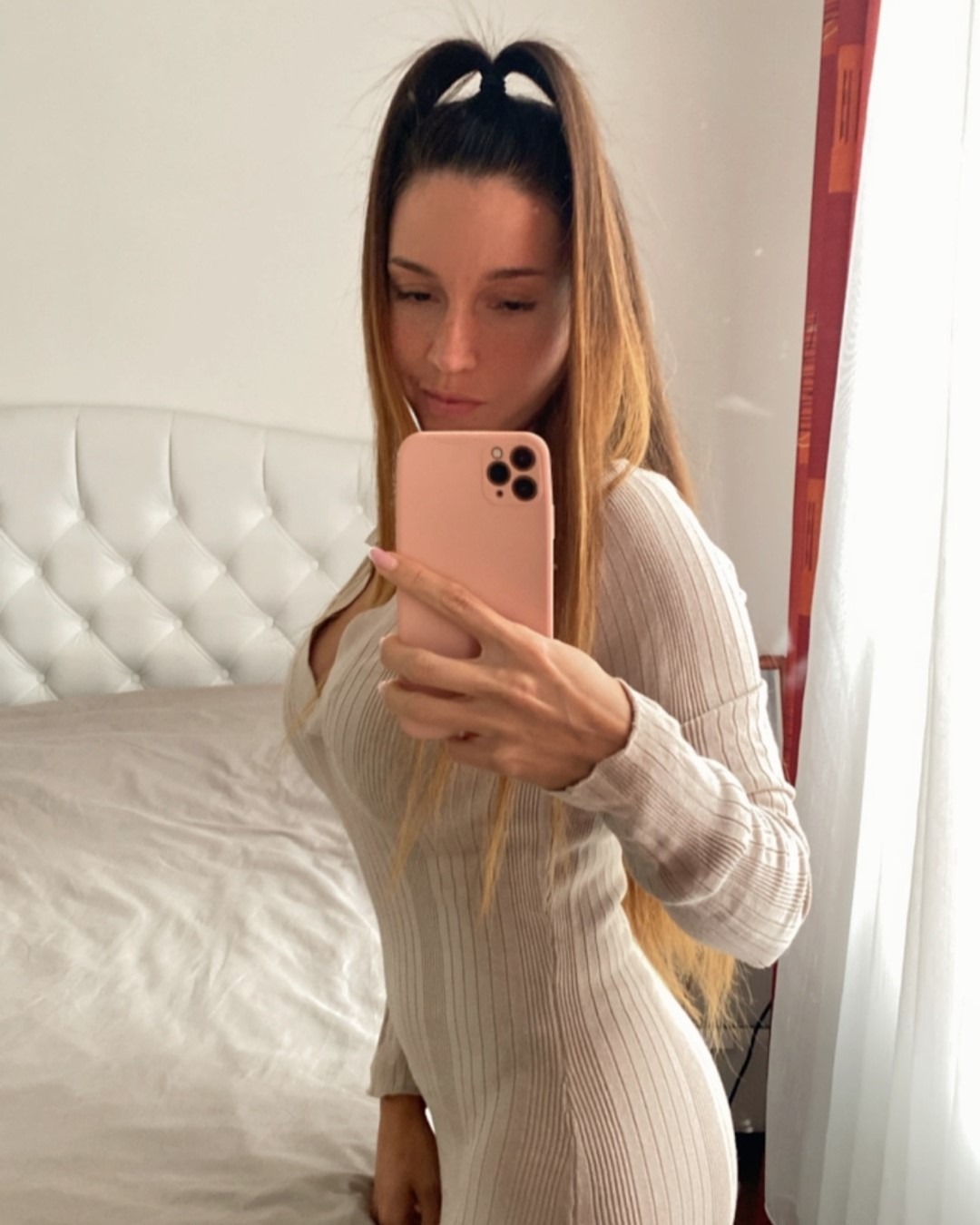 Karem — Model & Hostess in Jette photo 5