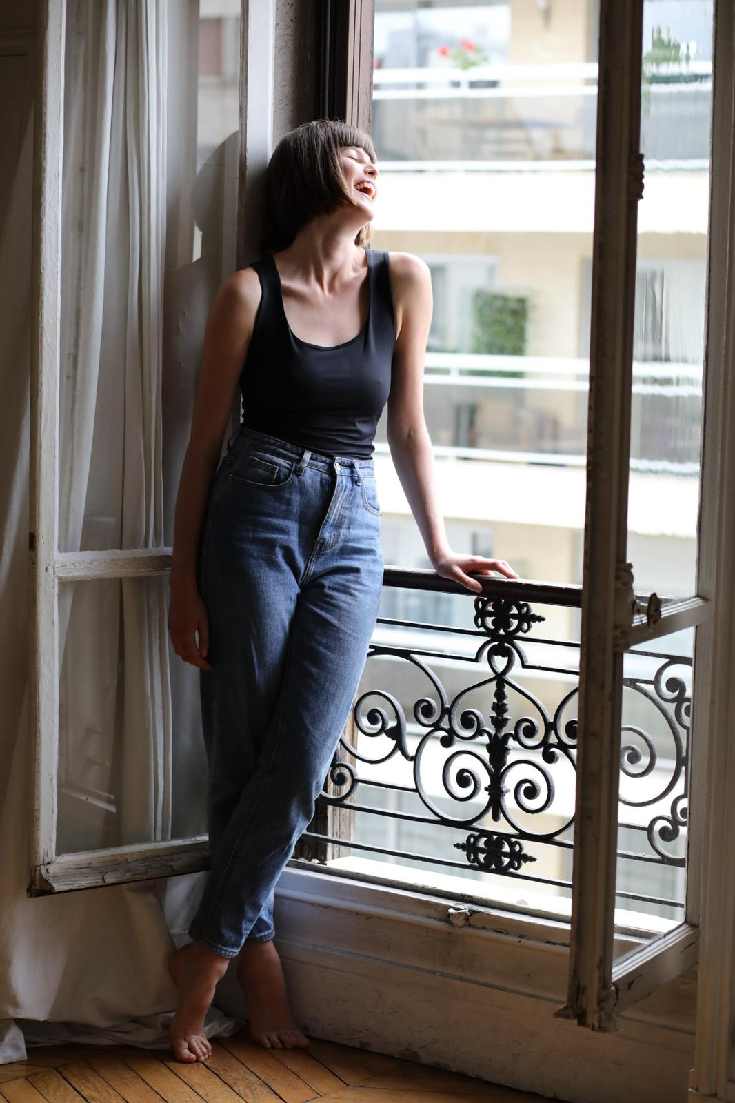 Youna — Model & Hostess in Paris photo 4