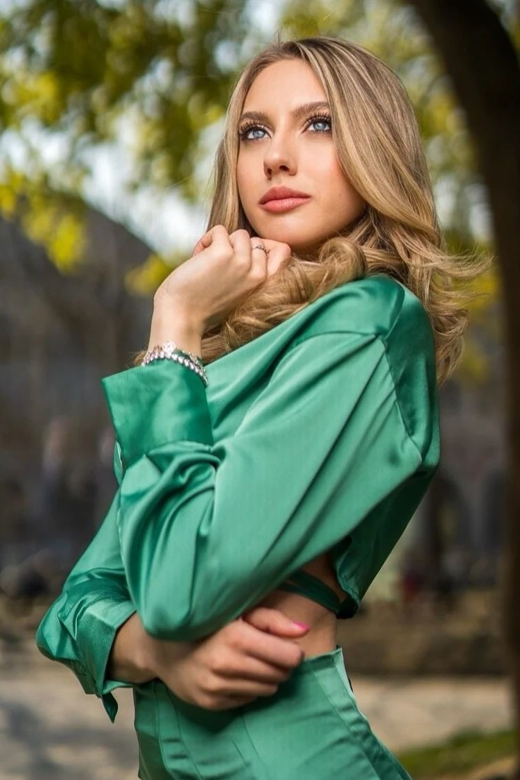 Maria Eliana — Model & Hostess in Saint-vincent photo 4