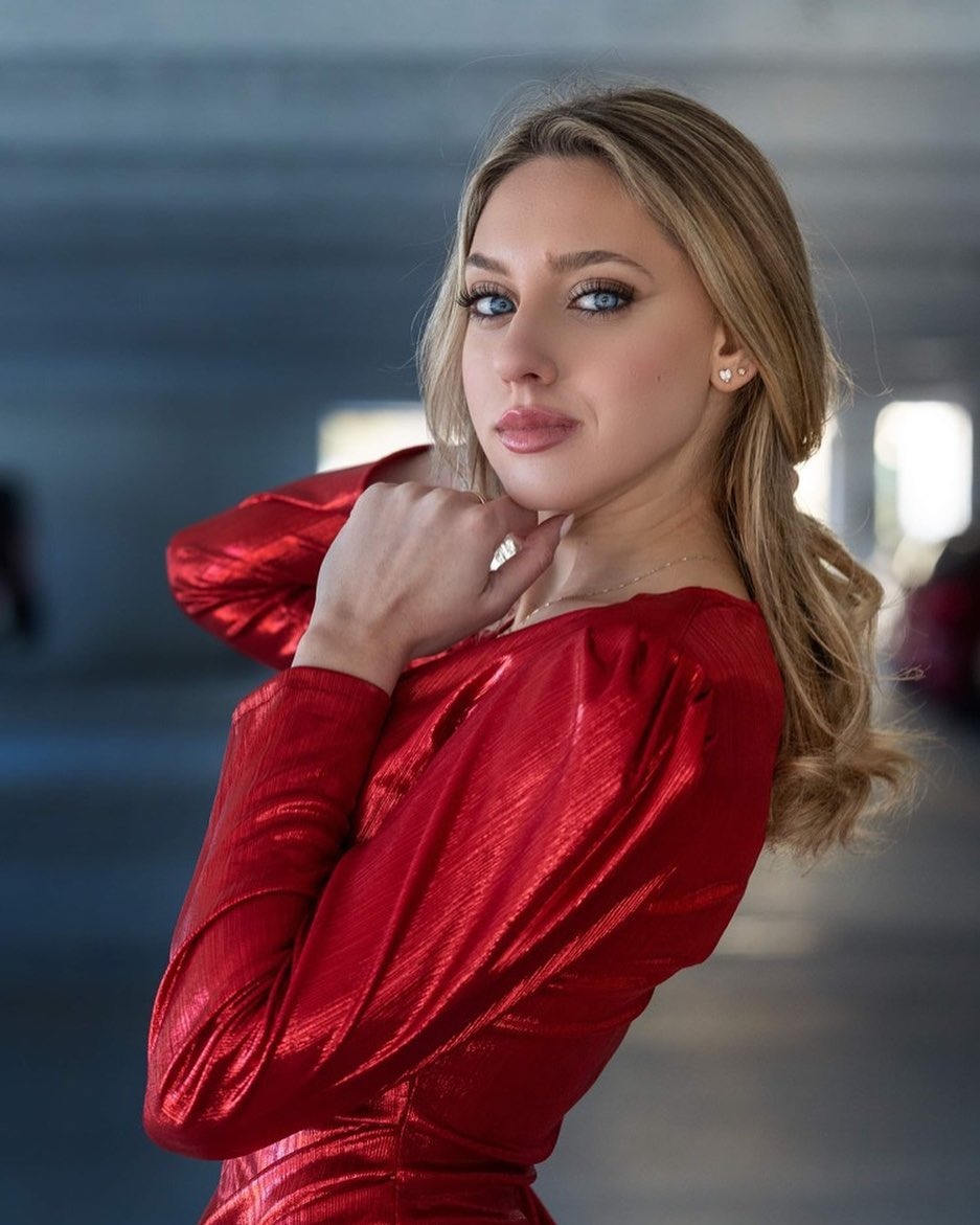 Maria Eliana — Model & Hostess in Saint-vincent photo 7